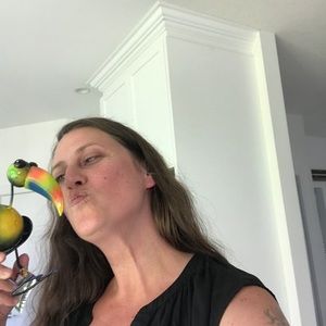 Meet your Posher, Kendra